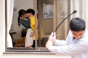 Em vẫn không thể nào quên được con cặc của anh